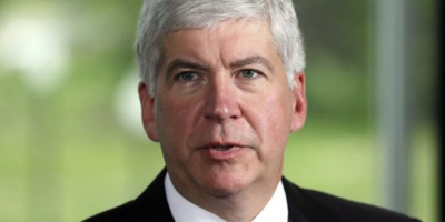 40d19b_fc79f4d5093743b89e0bcd71e890e306_mv2